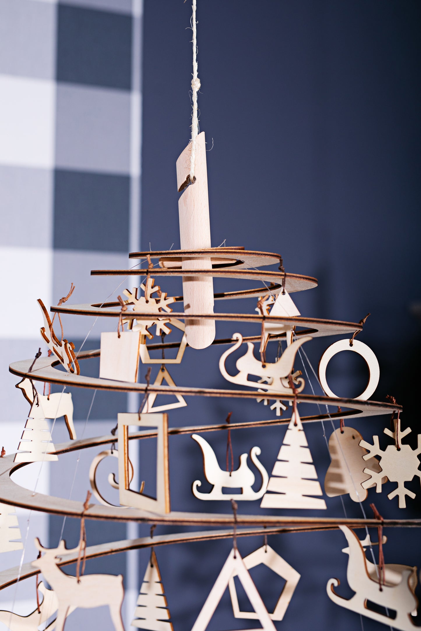 Wood decoration large - Santa's Light Shop