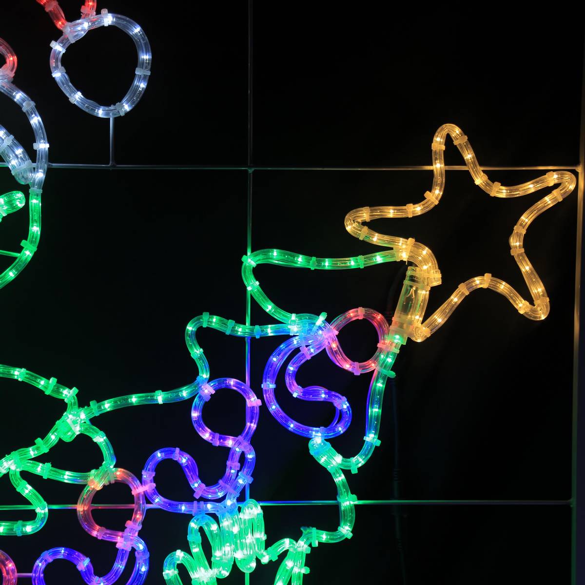 The Grinch steals Christmas tree - LED Motif - Santa's Light Shop